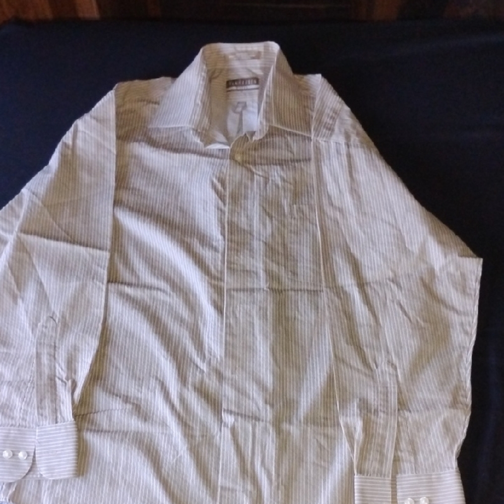 Van Heusen Fitted Men's Tan Striped Dress Shirt